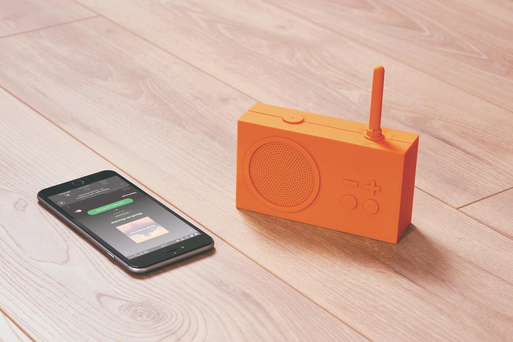 Lexon - Tykho 3 Radio Speaker (Orange)