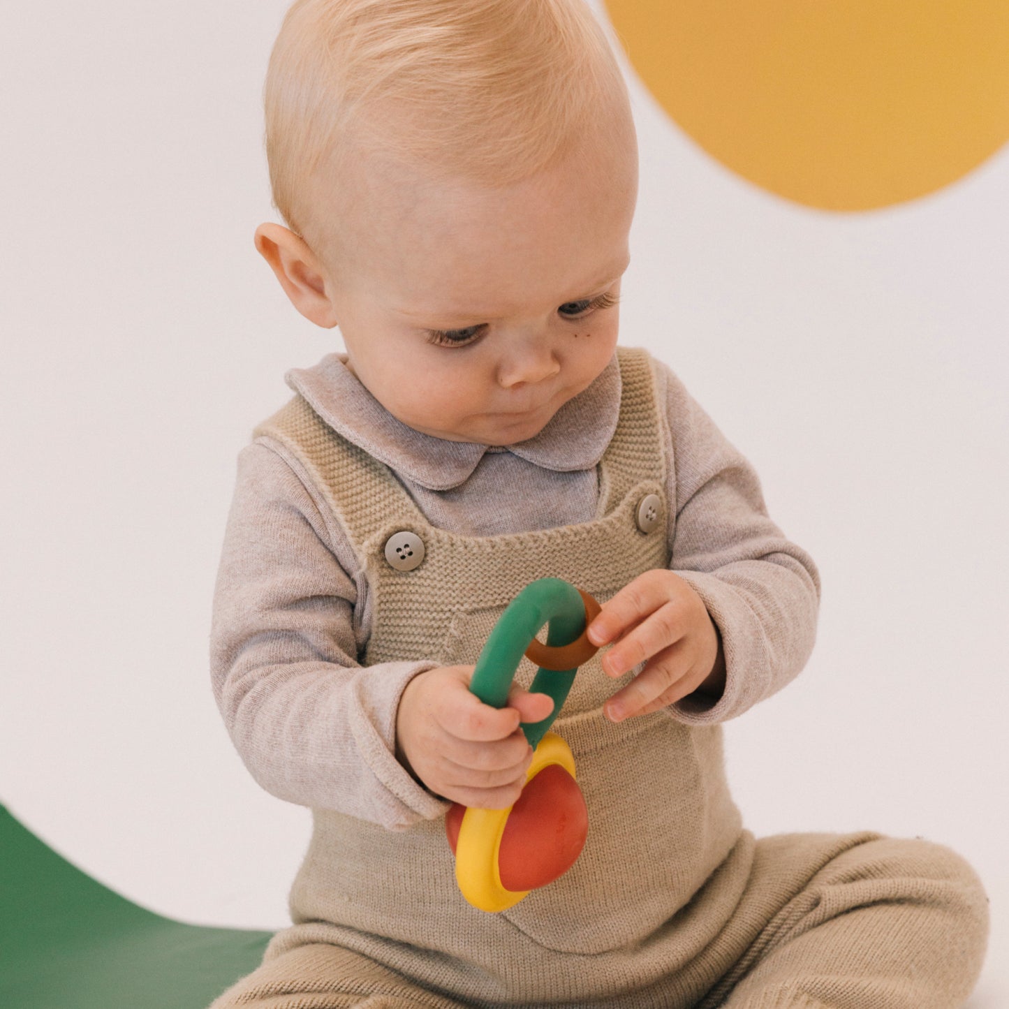 Oli & Carol - The Evolutive Rattle Toy