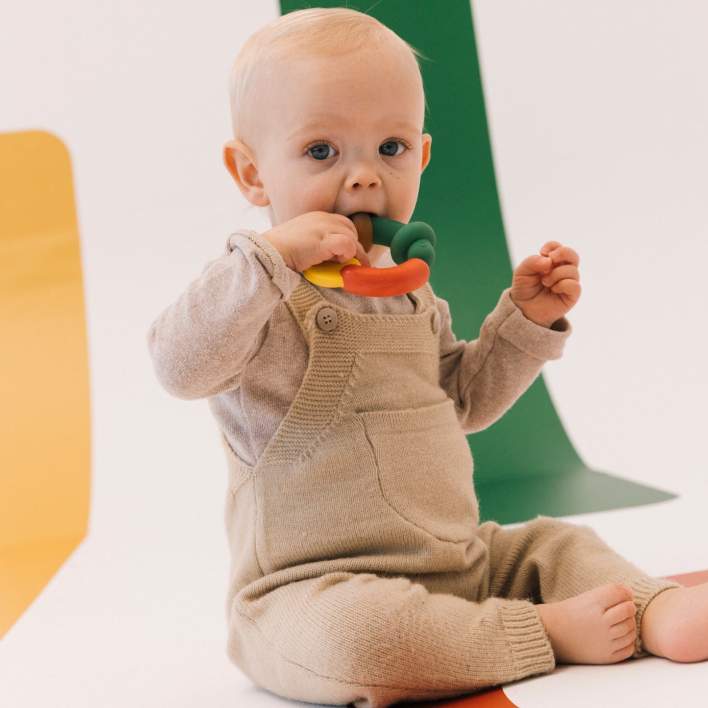 Oli & Carol - The Evolutive Teether