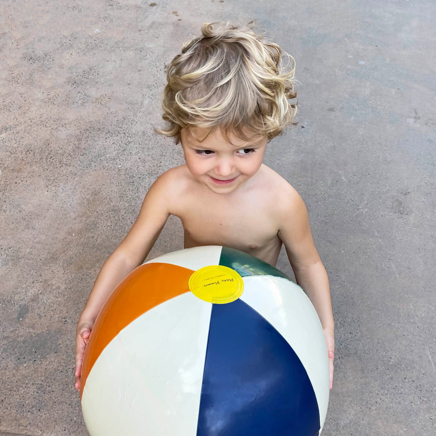Petites Pommes - Beach ball │ Tangerine, cannes & oxford