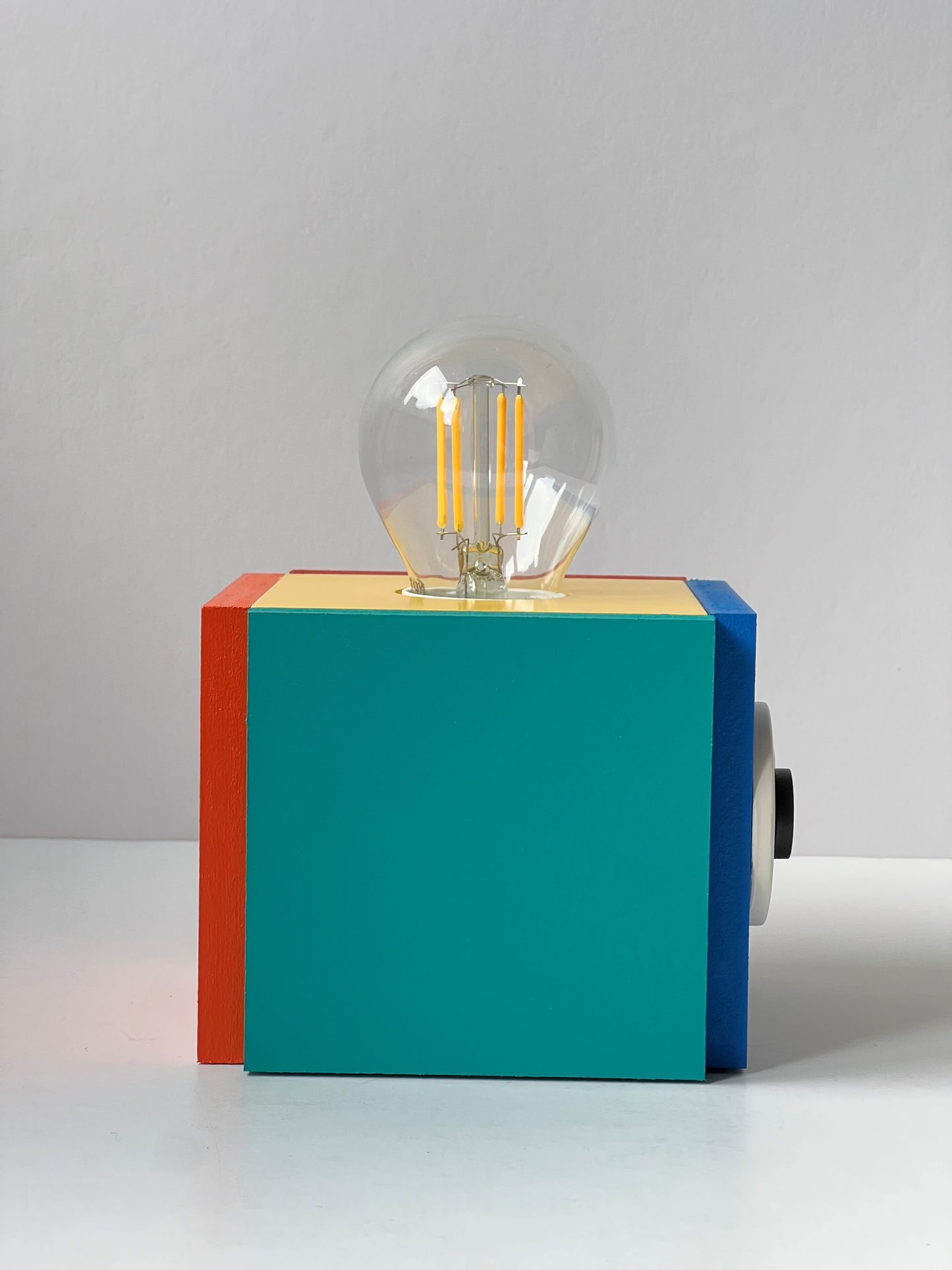 Color Square Cube lamp by BS!COOL'ART